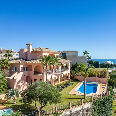 Beachside Villa With Panoramic Sea Views Benalmadena Bagian luar foto