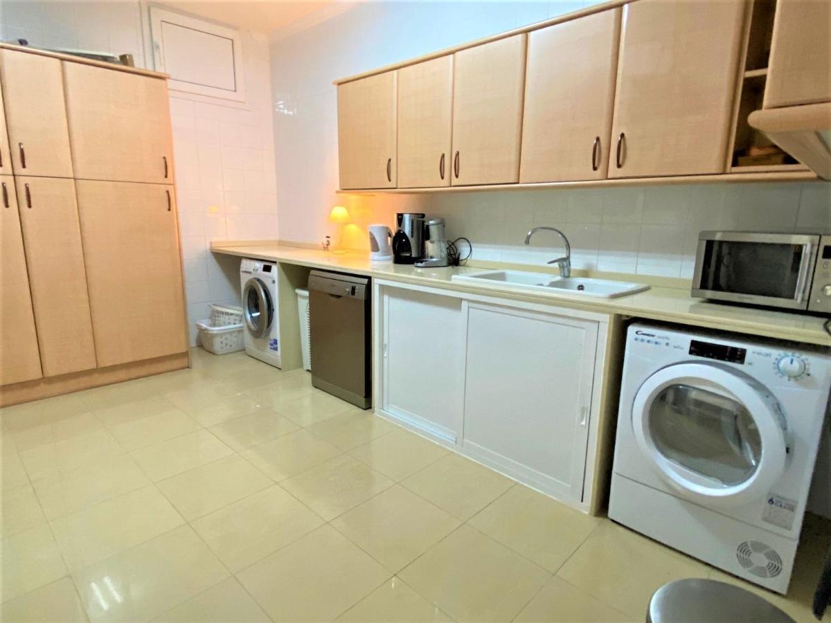 Beachside Villa With Panoramic Sea Views Benalmadena Bagian luar foto